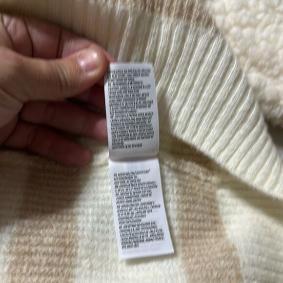 AE Whoa So Soft Crewneck Relaxed Knit Cream Tan Stripe Sweater - Picture 16 of 16